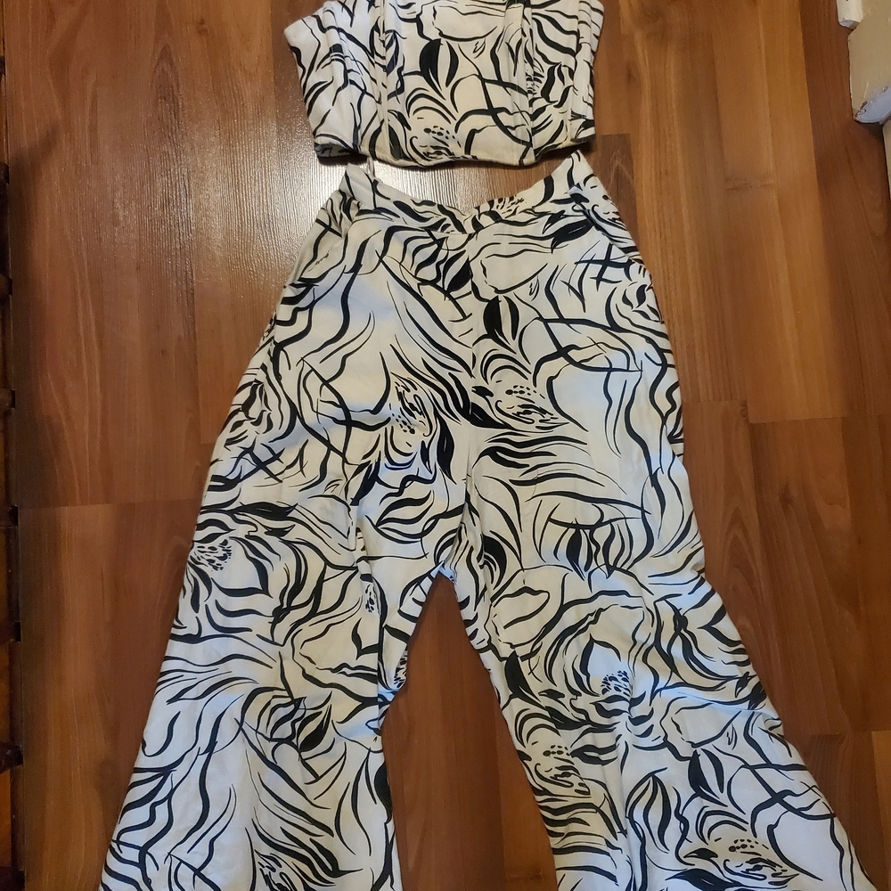Stylish Black and White Women's Jumpsuit